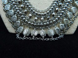 silvertone collar necklace 20 a